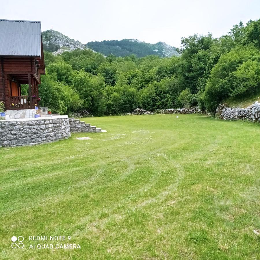 Vikendica Njegusi Villa Cetinje Luaran gambar